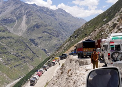 Progress was often halted as we slowing made our way down from the Rohtang